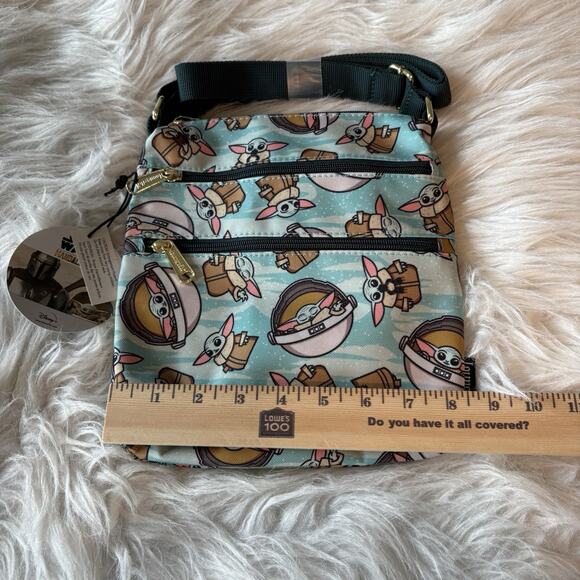 Loungefly Star Wars The Mandalorian Grogu Passport Crossbody Bag The‎ Child NWT - Picture 7 of 8